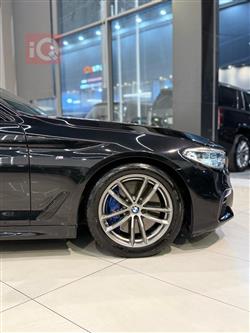 بی ئێم دەبڵیو سیریەس 5